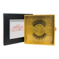 viaGlamour image of a Eyelashes